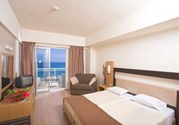 SwanClub Pegasos Beach