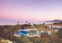 SwanClub Pegasos Beach