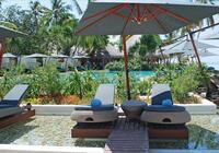 Constance Halaveli Resort