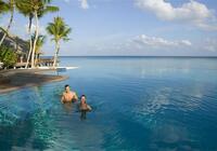 Veligandu Island Resort