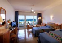 SeaClub Baron Resort