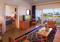 SeaClub Baron Resort
