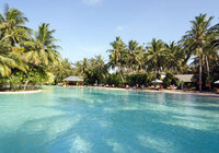 Sun Island Resort & Spa