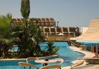 Brayka Bay Beach Resort