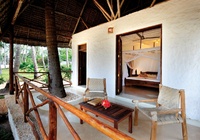 Sandies Mapenzi Beach Club