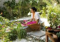 Coco Palm Dhuni Kolhu Resort & Spa